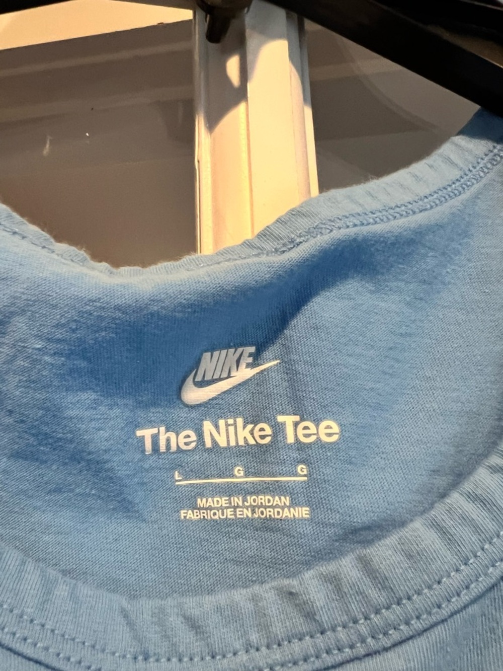 Nike Sky Blue The Nike Tee Crewneck Shirt - Picture 2 of 3
